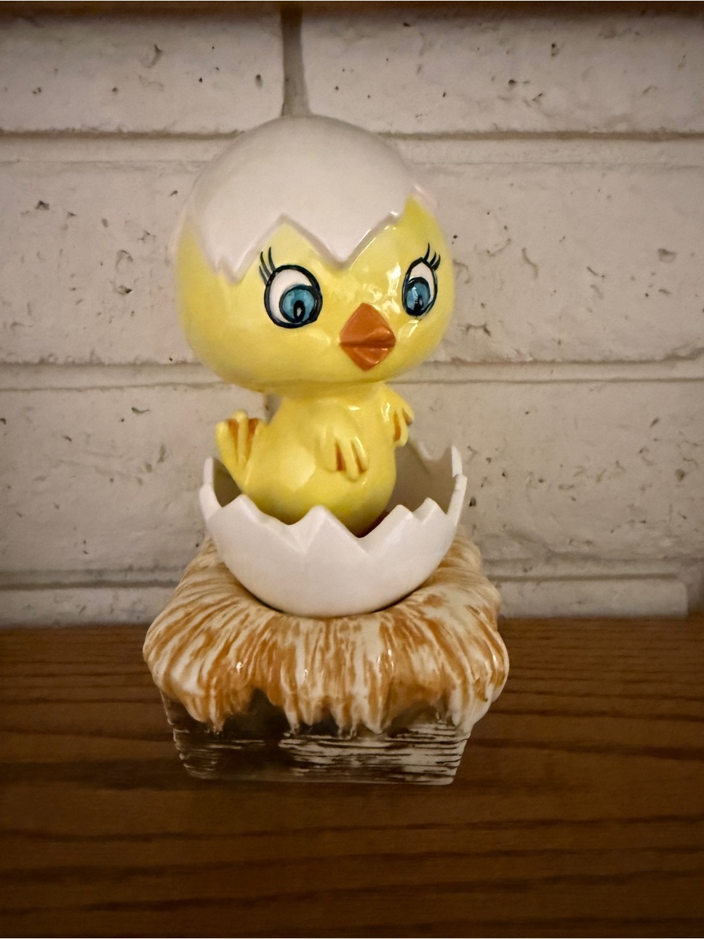 Vintage Yellow Ceramic Chick Musicbox in Eggshell - Decorative Bird Accent